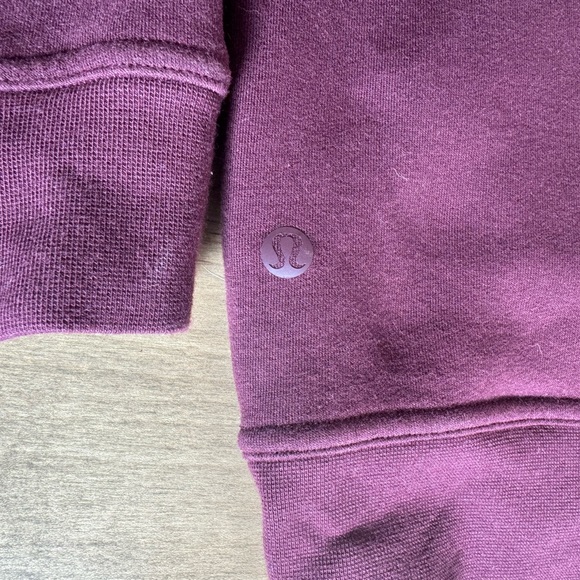 Lululemon Athletica Burgundy Pullover Hoodie with Front Pocket women’s size 4 - Picture 5 of 6